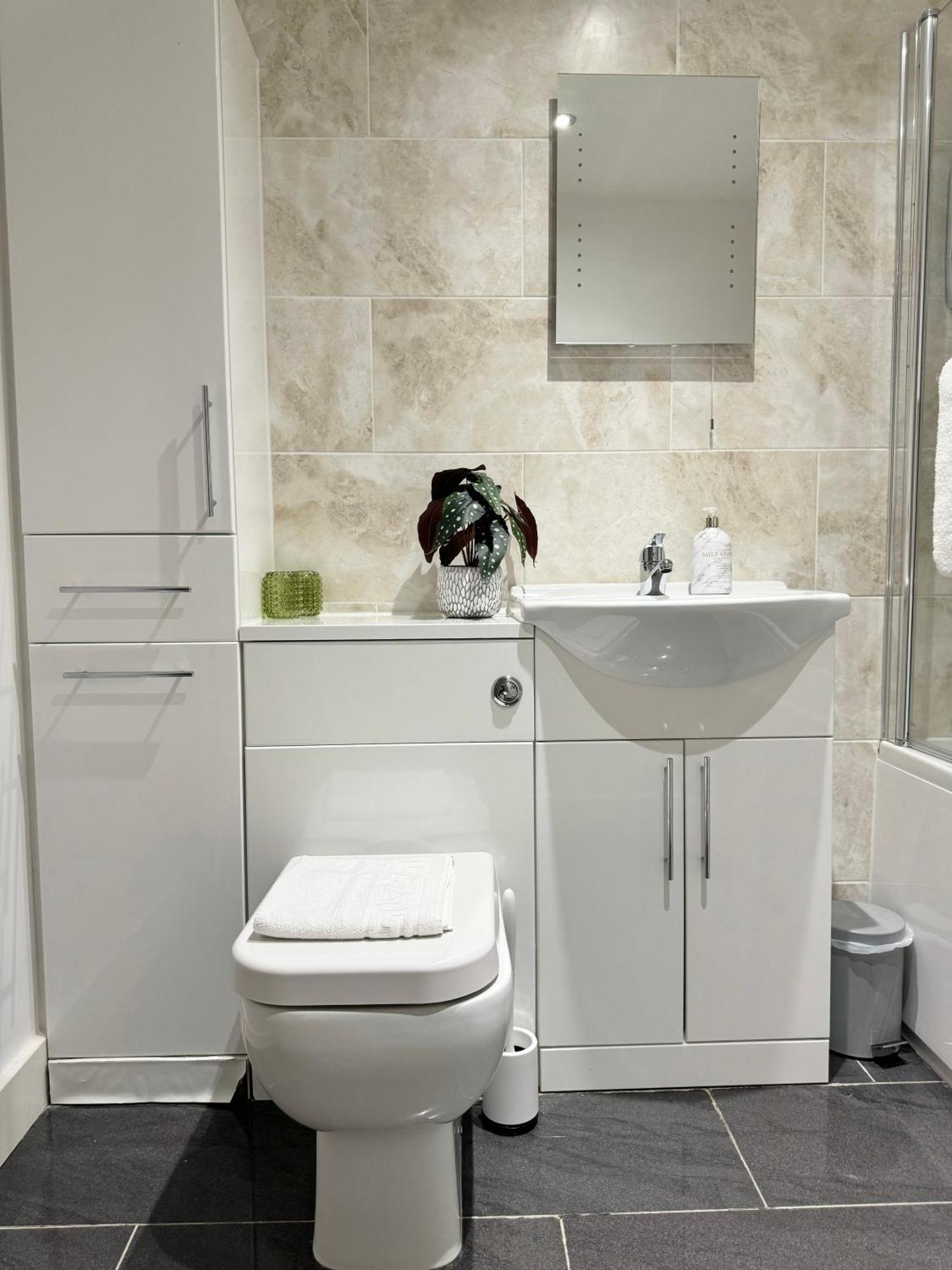 The Ravens Inn, 4 - Bed, Sleeps 6, Pets Welcome Ulverston Εξωτερικό φωτογραφία